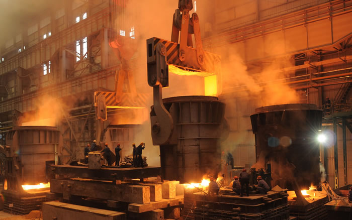 合澆18500噸油壓機(jī)鑄件