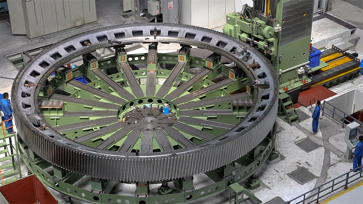 Φ12m數(shù)控梳齒機(jī)（瑞士）