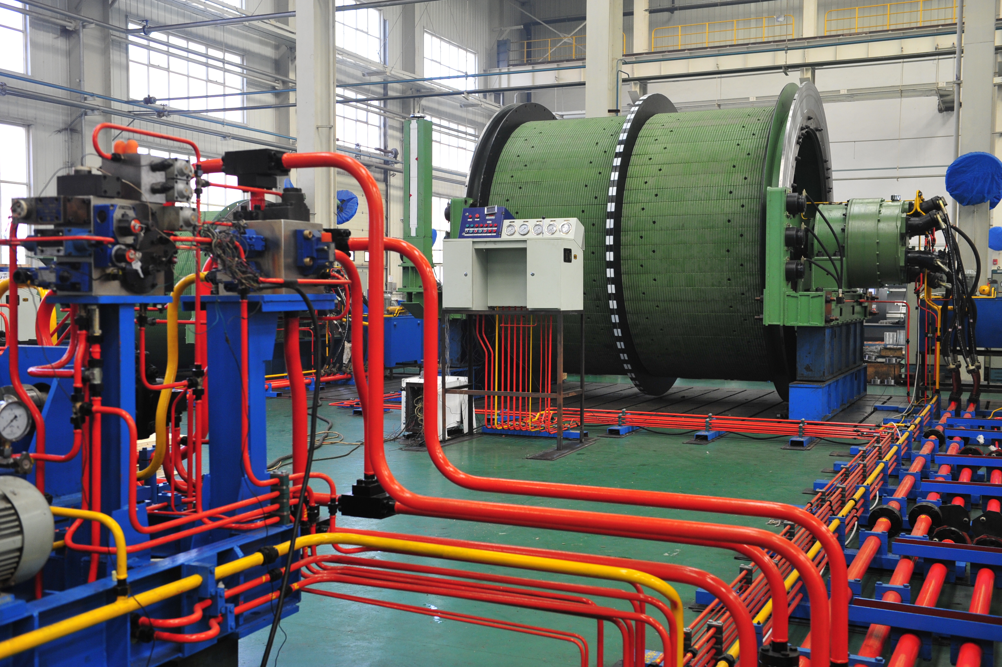 重型礦山裝備電液傳動與控制技術(shù)裝備－液壓防爆提升機(jī)