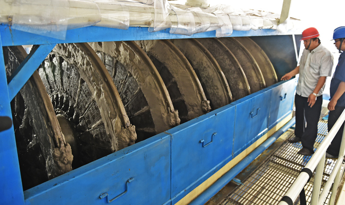 電廠脫硫石膏脫水盤式過濾機(jī)